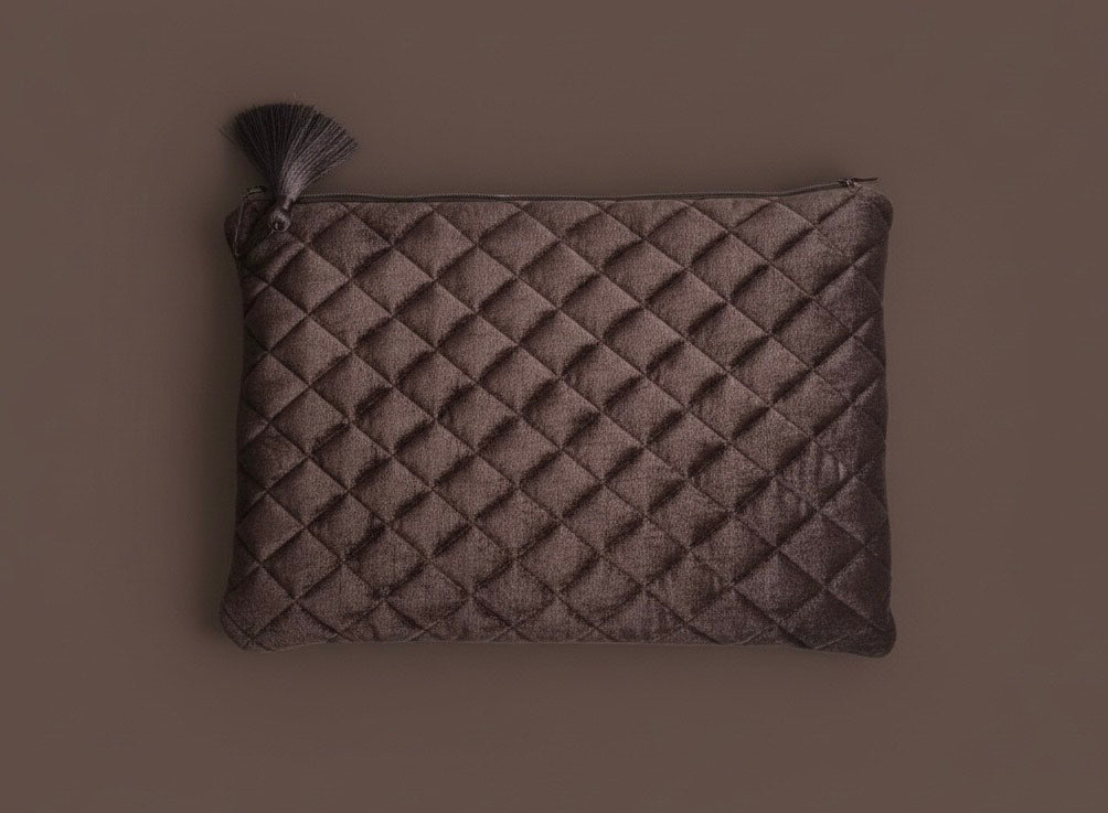 OdeSiu Velvet & Silk Laptop Case – Chocolate